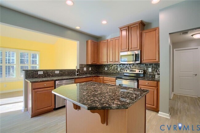 Building Photo - 5436 Burlington Ct