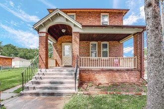 Building Photo - 16310 Carse Ave