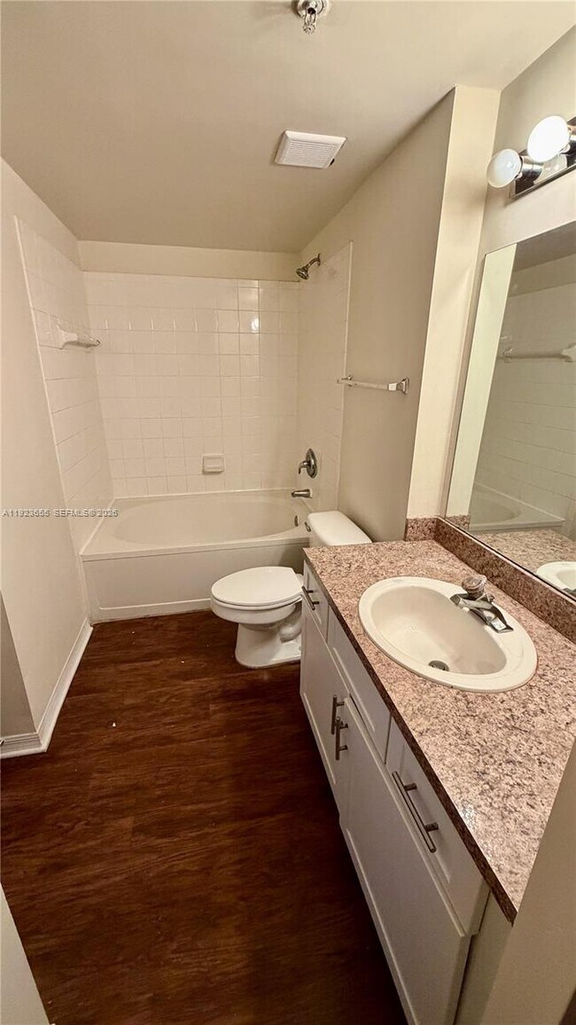 Building Photo - 151 SW 117th Ave