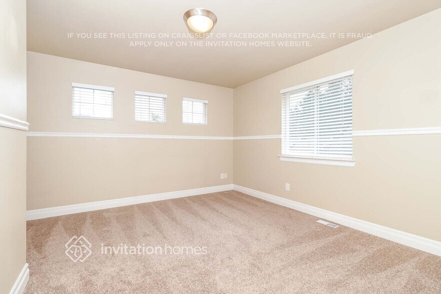 Building Photo - 1550 Cypress Point Ave