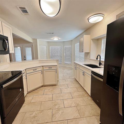 Building Photo - 4808 Waxwing Dr