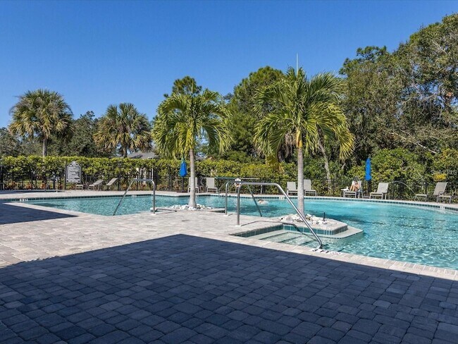 Building Photo - 7704 Drayton Cir