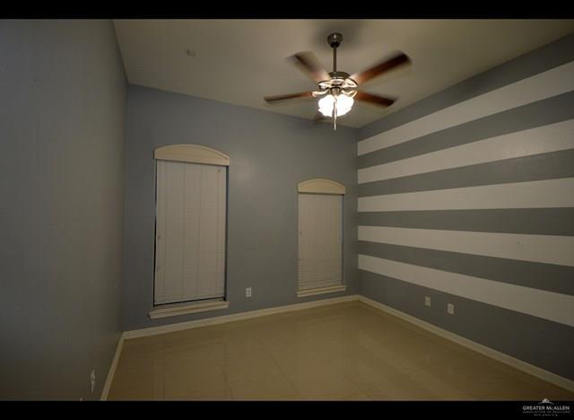 Building Photo - 2705 Mimosa Dr