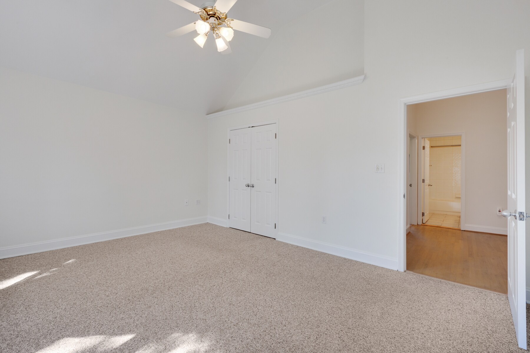 Building Photo - 1806 N Danville St