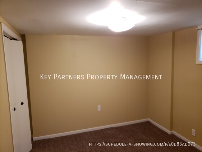 Building Photo - 7132 Newton Dr