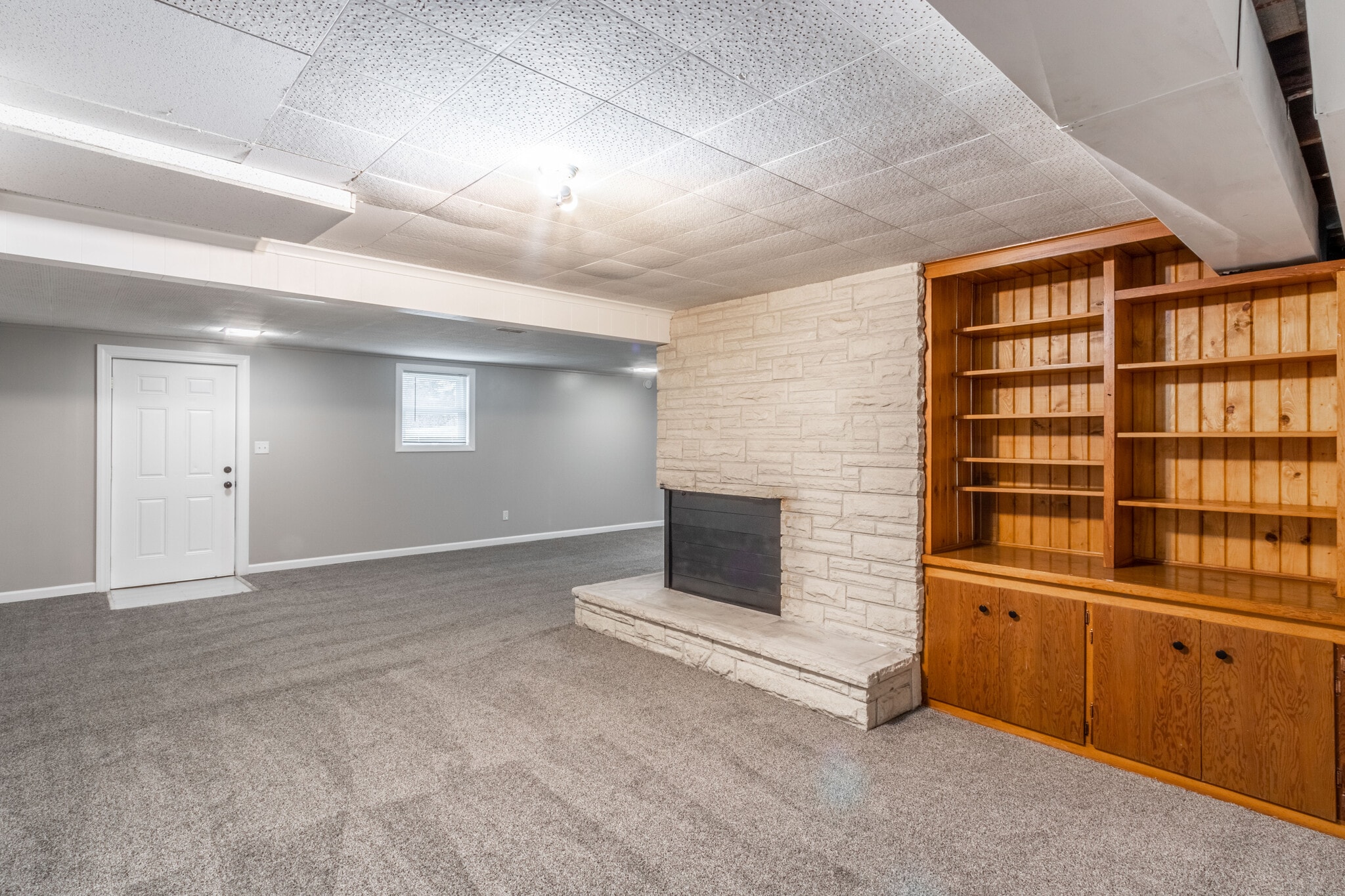 Building Photo - 1218 Sunset Dr