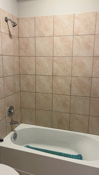 Building Photo - 3012 Mulberry Ave