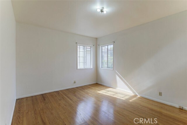 Building Photo - 1209 E Lexington Dr