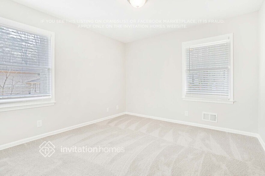 Building Photo - 399 Dorsey Cir SW