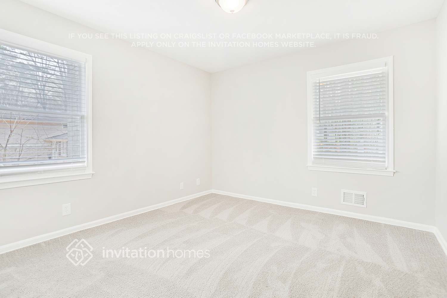 Building Photo - 399 Dorsey Cir SW