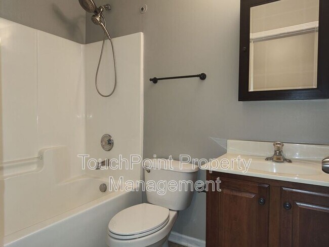Building Photo - 16121 Long Talon Way