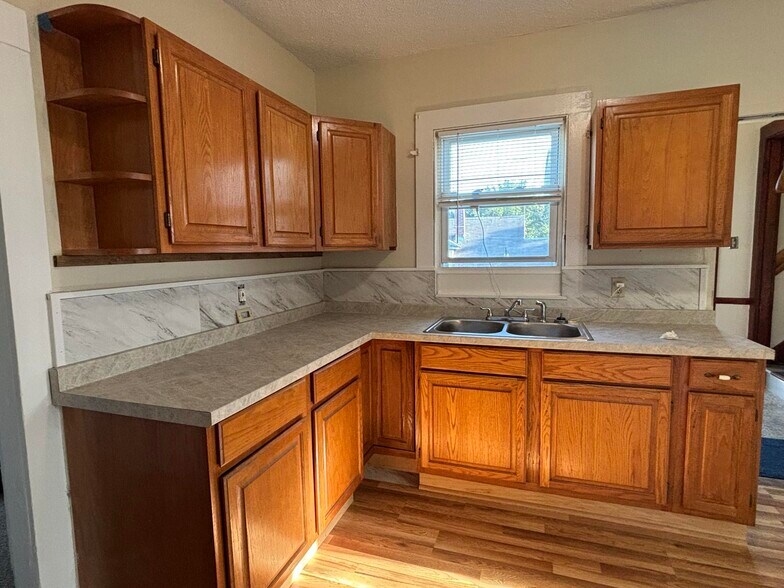 Primary Photo - 228 Prospect St