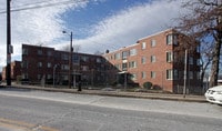 Building Photo - 5000 FT TOTTEN DR NE