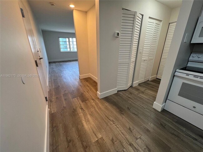 Building Photo - 21133 SW 85th Ave