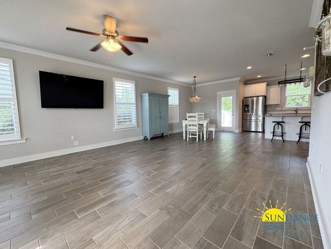 Building Photo - Magnificent 3 Bedroom Home in Santa Rosa B...