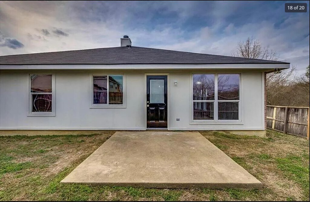 Building Photo - 2800 Shelduck Dr