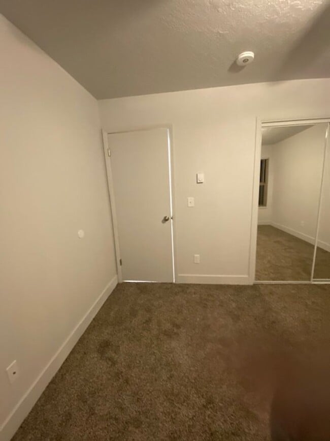 Building Photo - Sanchez Properties LLC 14