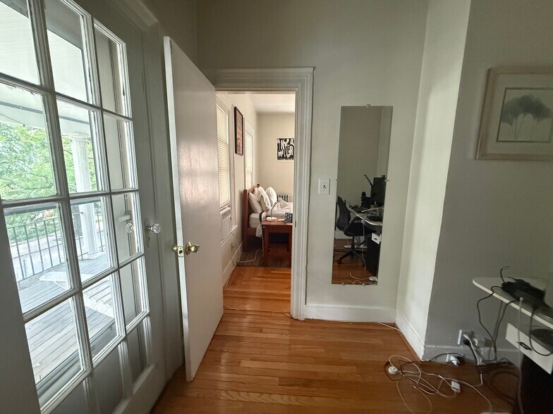 Building Photo - 50 Vinal Ave