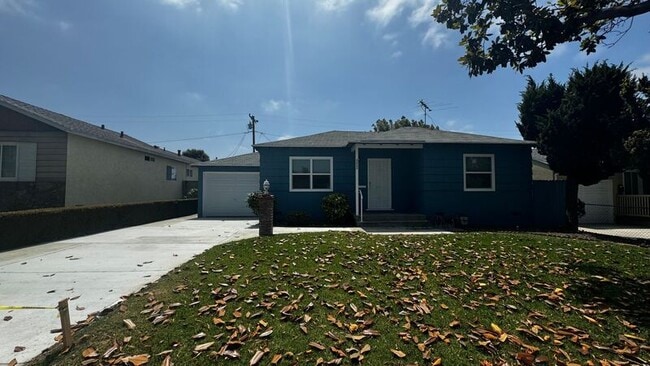 Primary Photo - 8820 Strub Ave