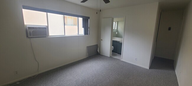 master bedroom - 7506 Romaine St