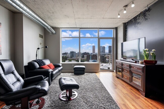 Building Photo - Civic Condominiums - FURNISHED 8th floor s...