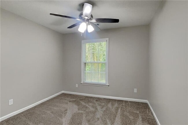 Building Photo - 2960 Binghampton Ln