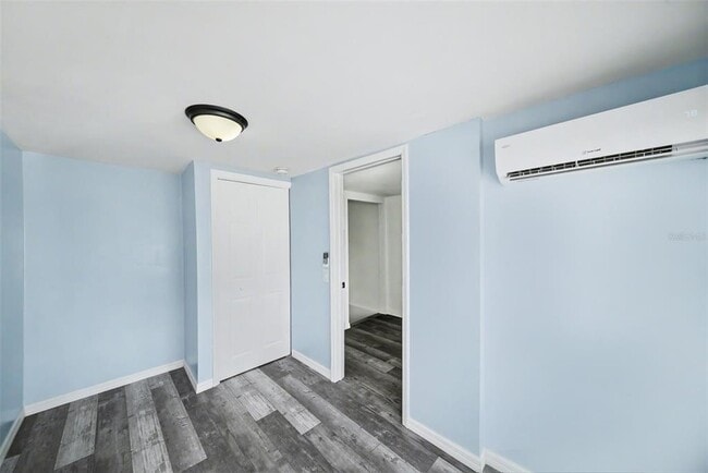 Building Photo - 38250 13th Ave