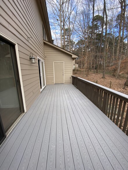 Large, private deck with brand new decking - 722 Branniff Drive