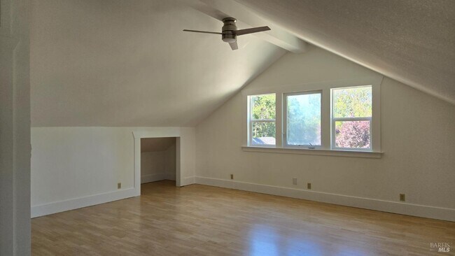 Primary Photo - 125 Adobe Rd