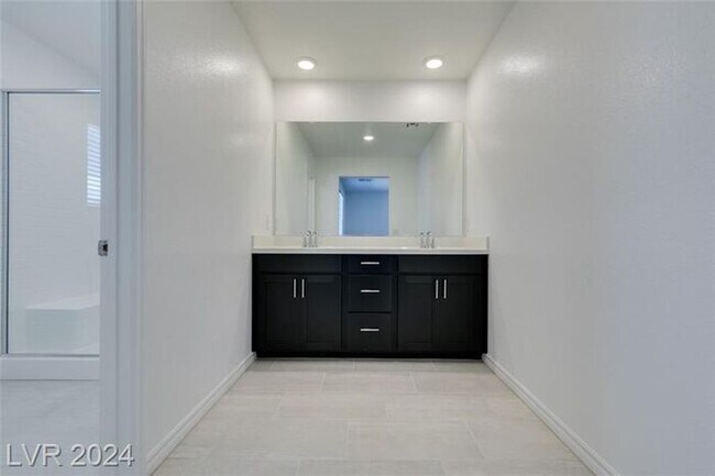 Building Photo - COMING SOON - Ready no later than the begi...