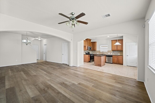 Building Photo - 14286 Empanada Dr