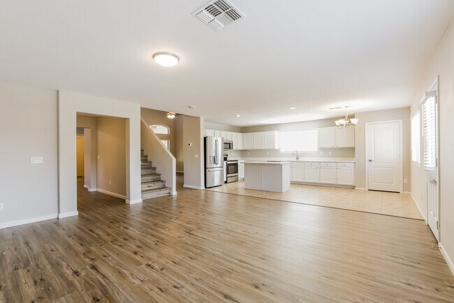 Building Photo - 4123 E Azurite Rd