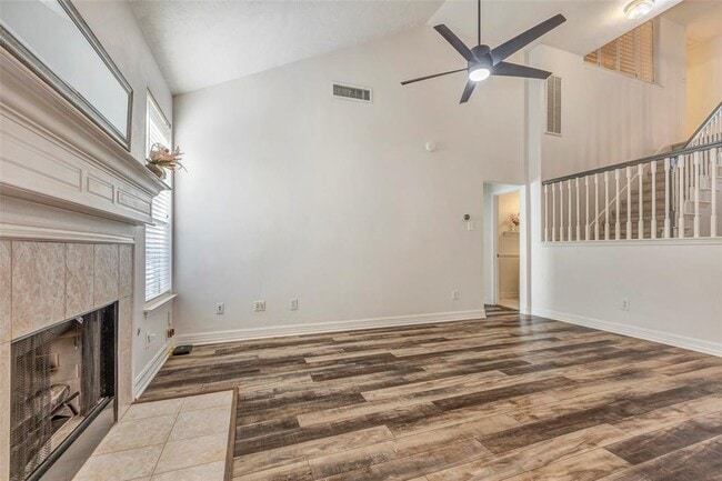 Building Photo - 26 Willow Point Pl