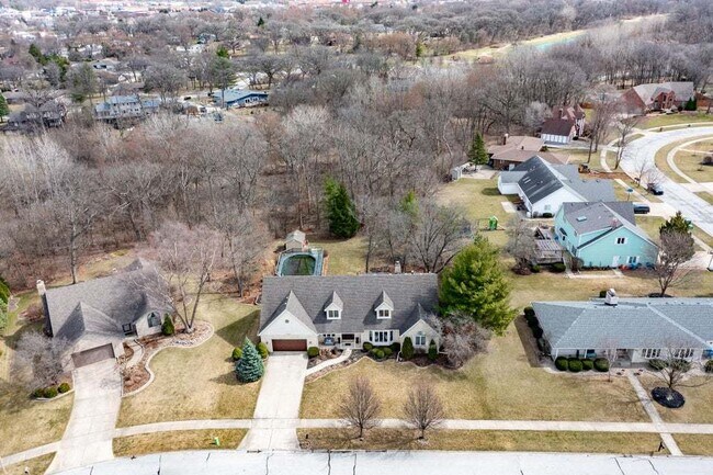 Building Photo - 9885 Belmont Ct