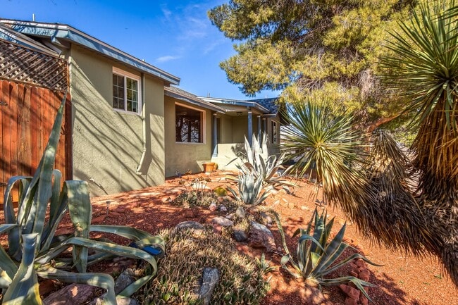Building Photo - Stunning Turn of the 20th Century Home in ...