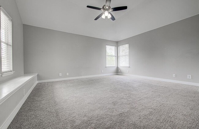 Building Photo - 1302 Crete Ln
