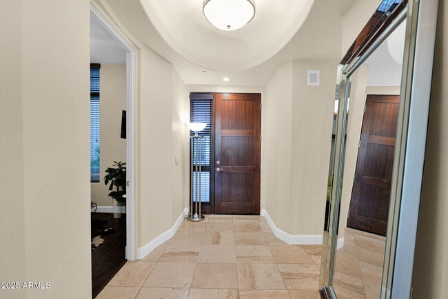 Building Photo - 8 Biltmore Estates Dr