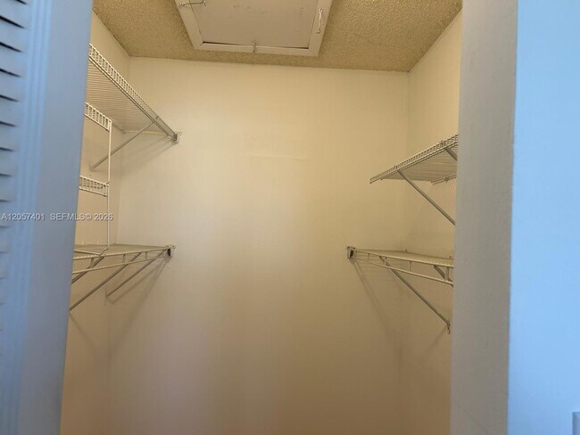 Building Photo - 6090 NW 64th Ave