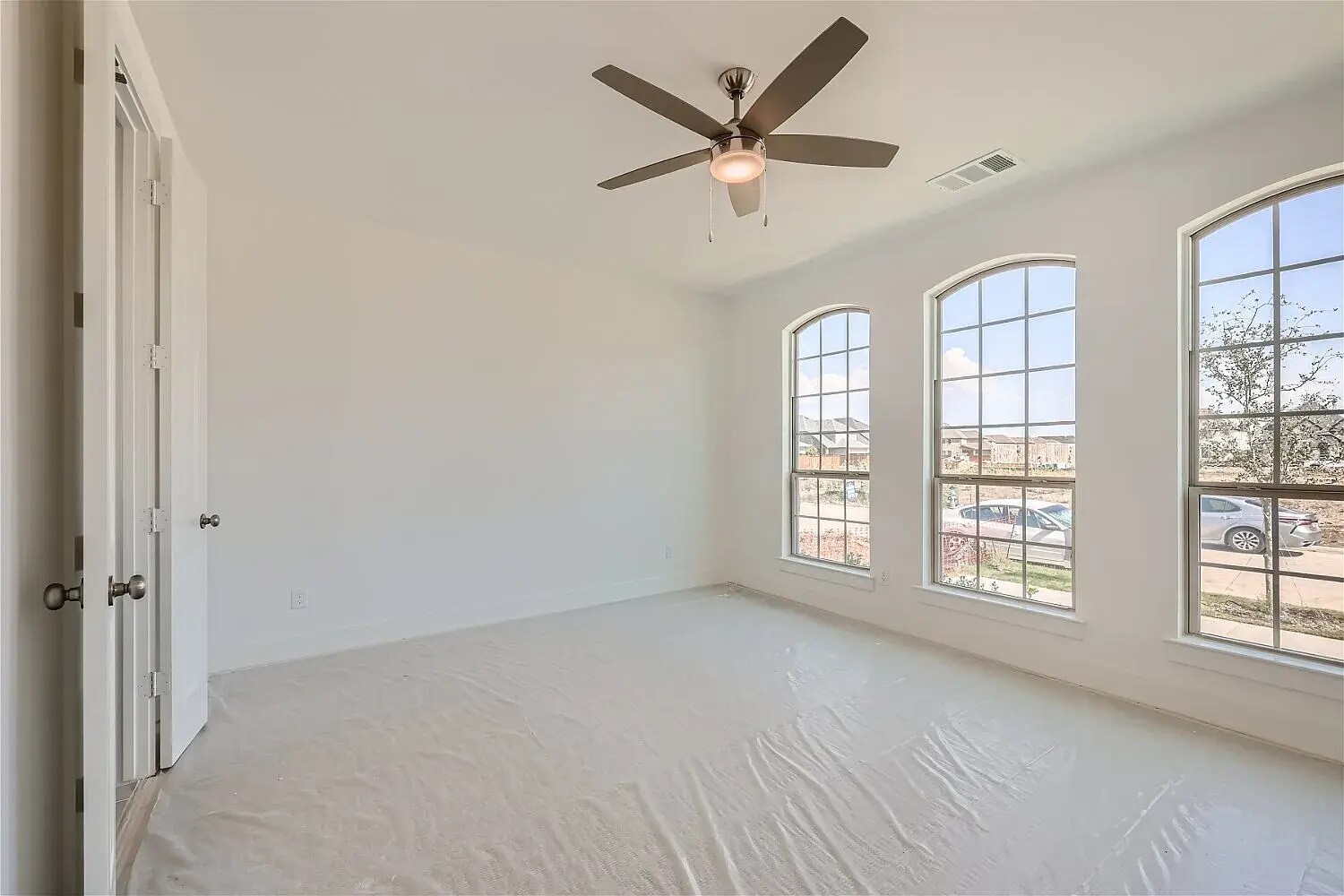 Building Photo - 15583 Crape Myrtle Rd