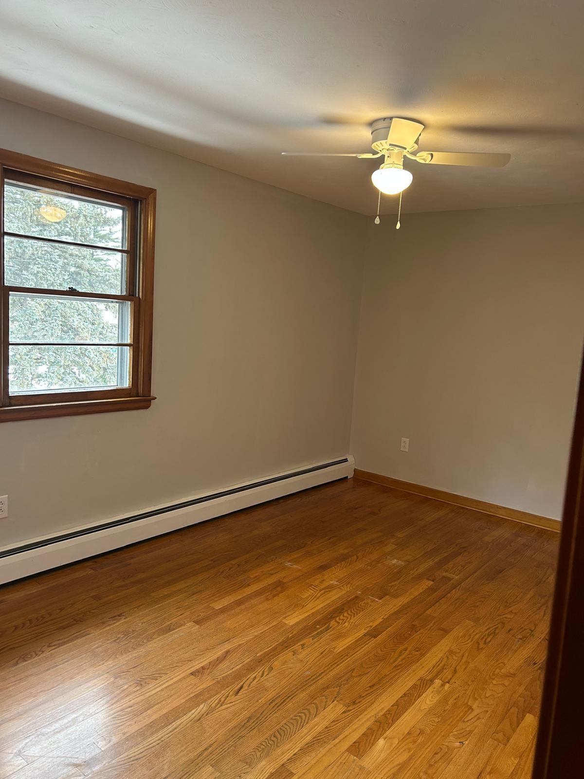 Building Photo - 121 Pinehurst Ave