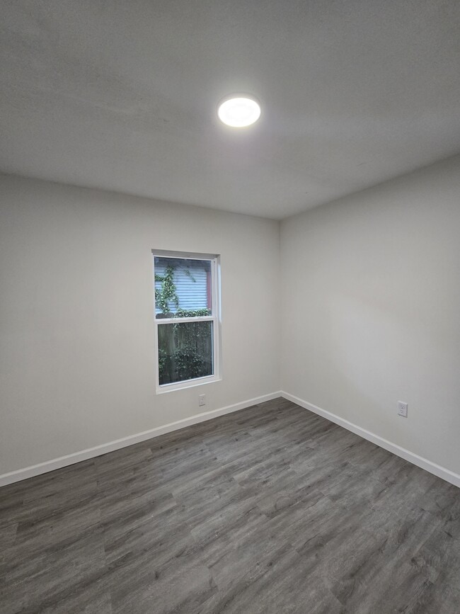 Building Photo - 1029 N New York Ave