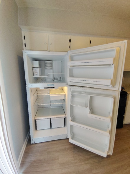 Building Photo - 15 Ferguson Dr