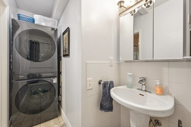 Building Photo - 63 Atlantic Ave