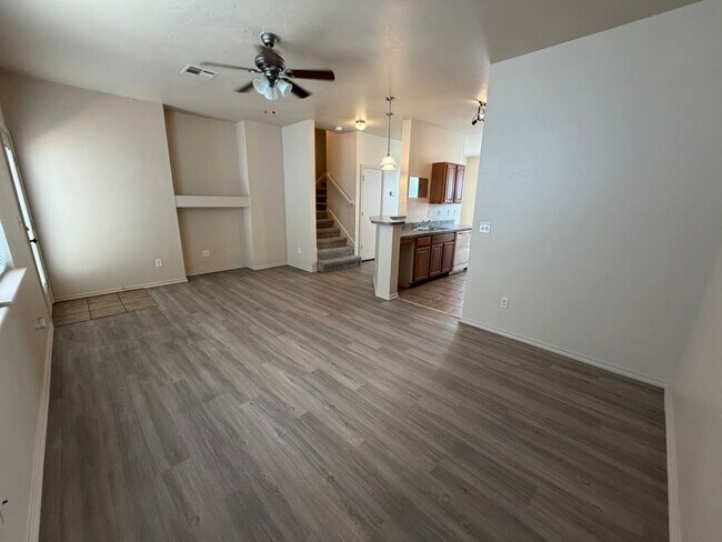 Building Photo - 212 Chalmette Dr