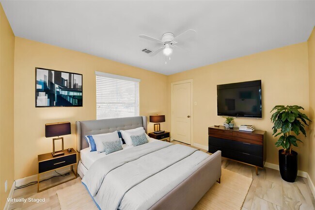 Building Photo - 4610 Plum Forest Rd
