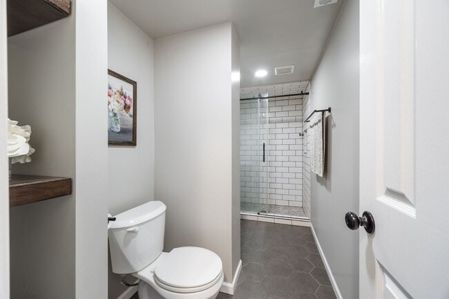 Building Photo - 375 Partridge Ct