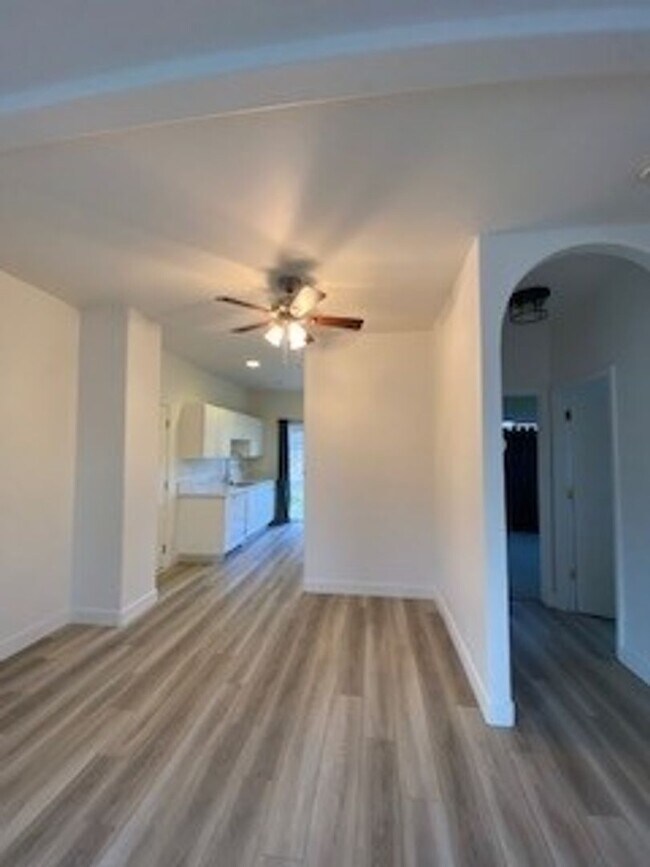 Building Photo - 3569 Mashie Court