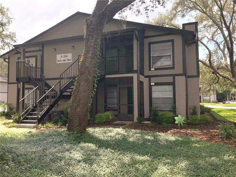 Building Photo - 4004 Nestle Oaks Pl