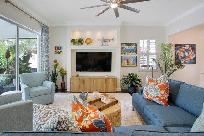 Building Photo - 136 Florence Dr