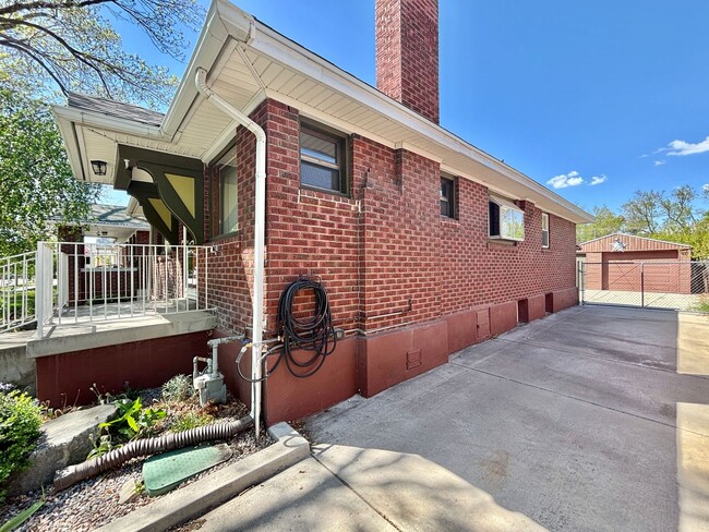 Building Photo - Beautiful Renovation in Liberty Wells!